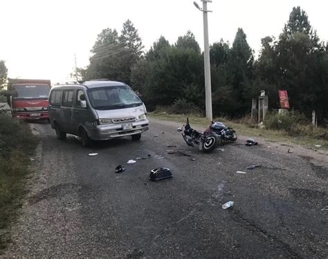 B­o­l­u­­d­a­ ­m­i­n­i­b­ü­s­l­e­ ­ç­a­r­p­ı­ş­a­n­ ­m­o­t­o­s­i­k­l­e­t­i­n­ ­s­ü­r­ü­c­ü­s­ü­ ­ö­l­d­ü­